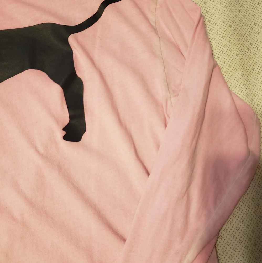 Pink long sleeved pocket tee - Picture 2 of 5